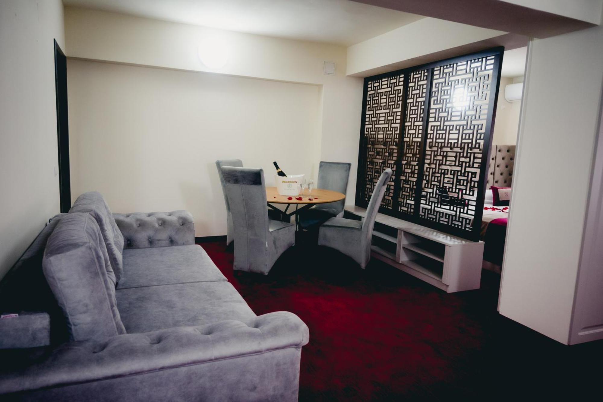 Hotel Valahia Targoviste Eksteriør billede