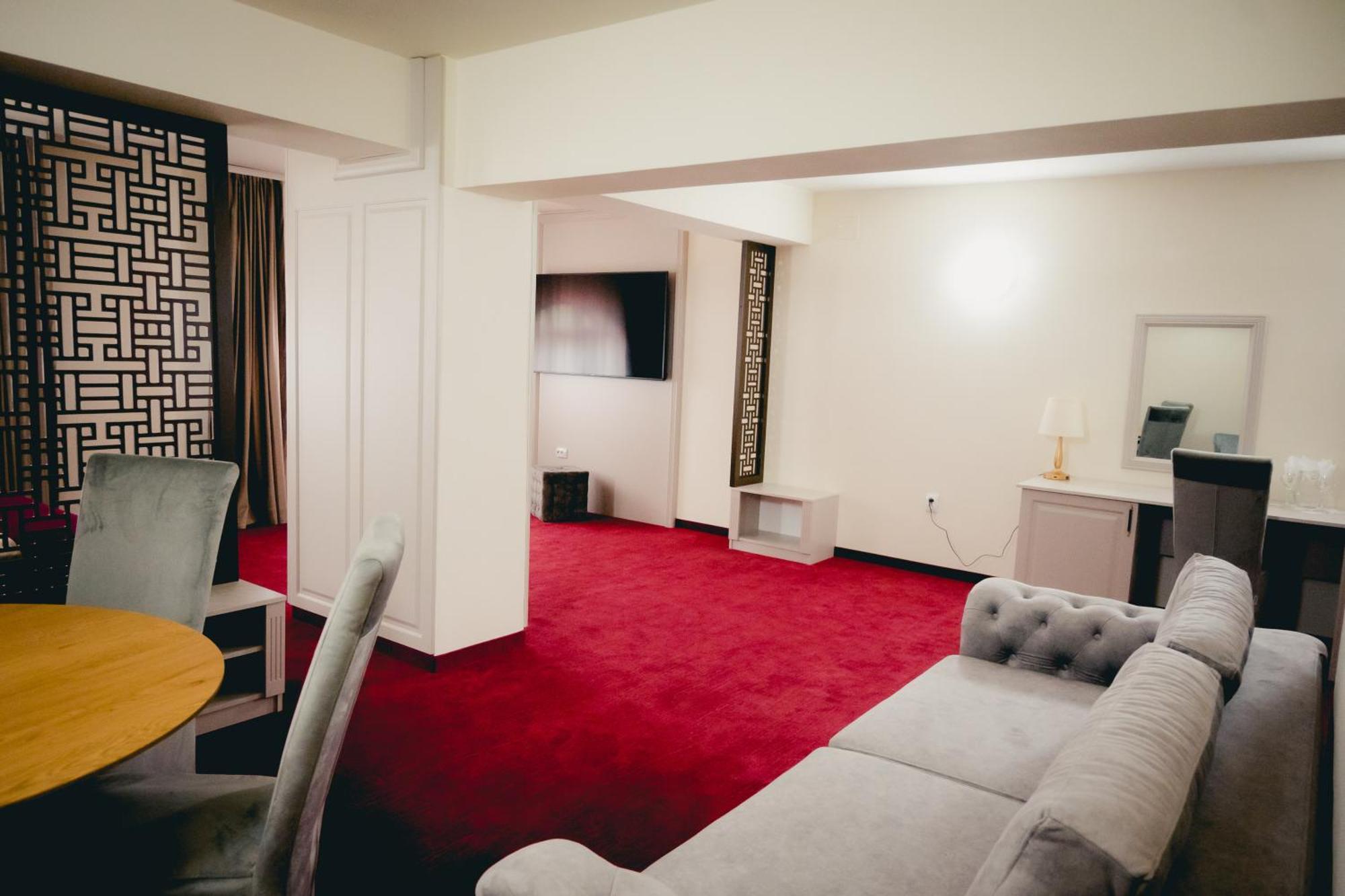 Hotel Valahia Targoviste Eksteriør billede