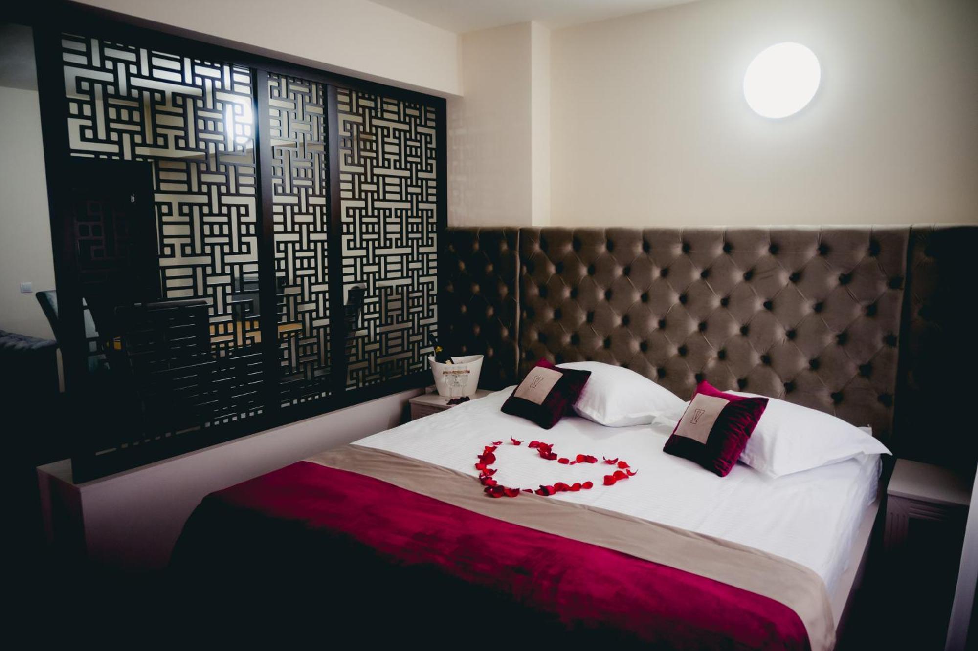 Hotel Valahia Targoviste Eksteriør billede