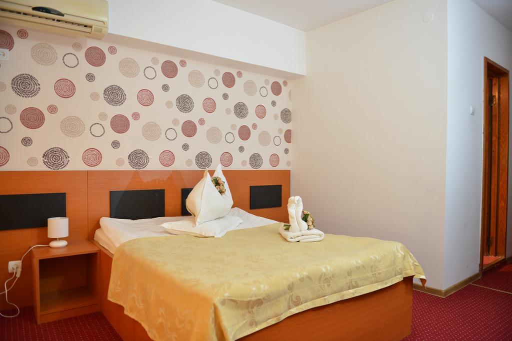 Hotel Valahia Targoviste Eksteriør billede